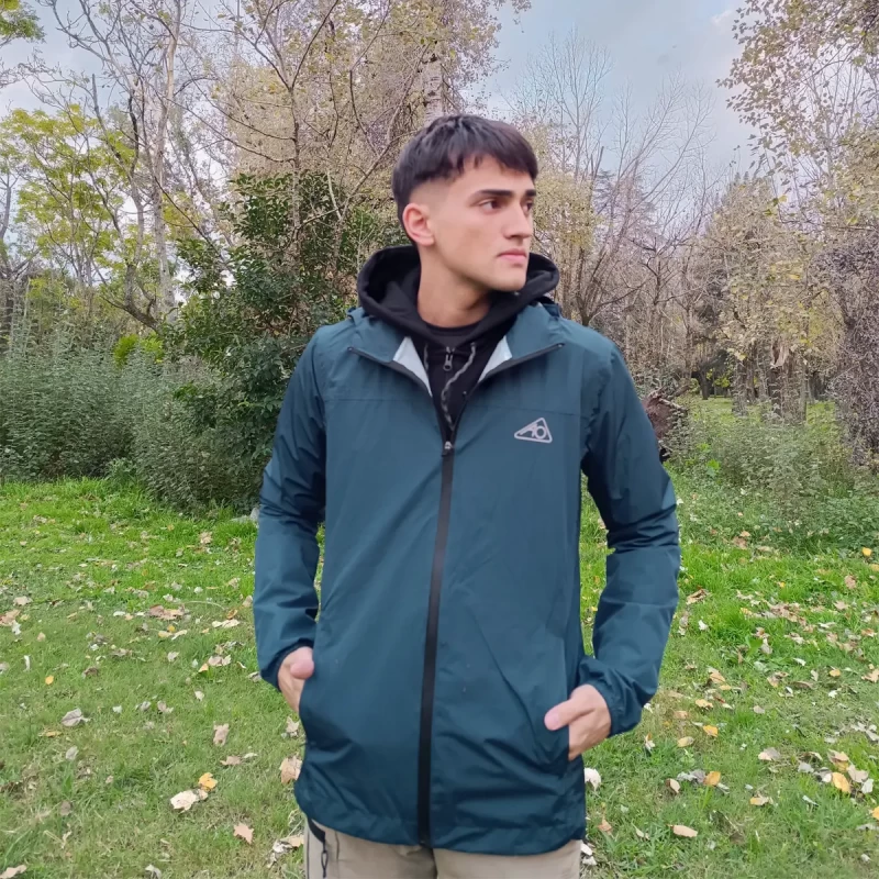 Rompeviento Alpen Outdoor Iguazú - Azul Petróleo - Impermeable y Ultra Liviano